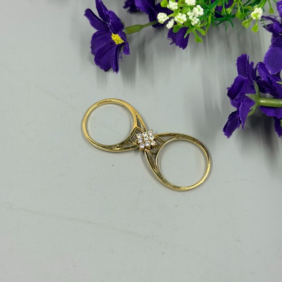 Reversible Gold Plated Ring with Emerald Green Stone or White Crystal Cluster - Picture 7 of 9